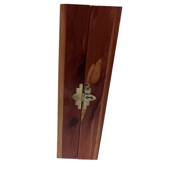 Vintage Holy Bible Cedar Box Union Made United Brotherhood Of Carpenters w/Bible - Picture 2 of 16